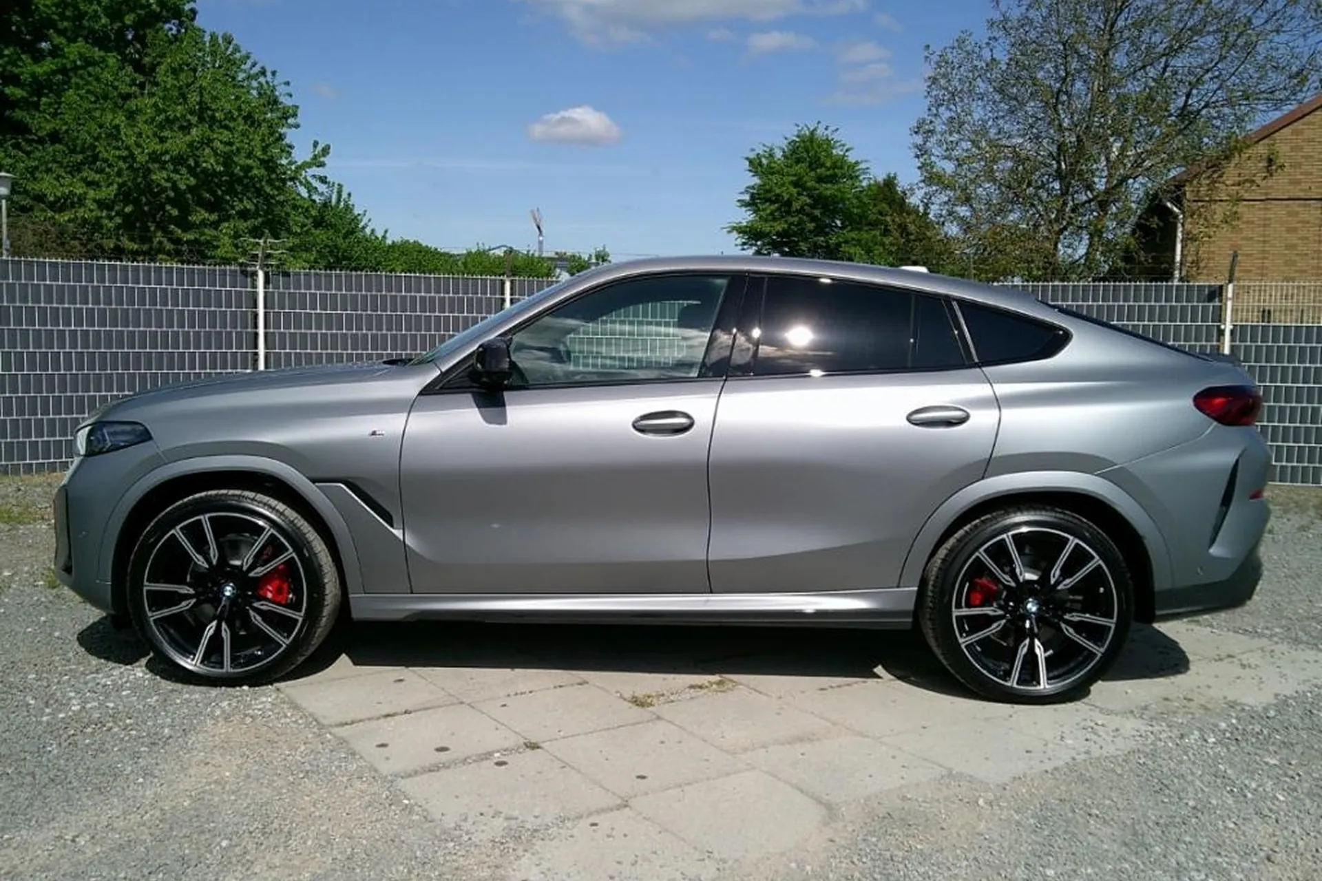 BMW BMW X6 40d xDrive M Sport Pro 2025 3.0 л 340 л.с Дизель, новый авто, Полный привод, Автомат, цвет Серый, страна-производитель — Германия