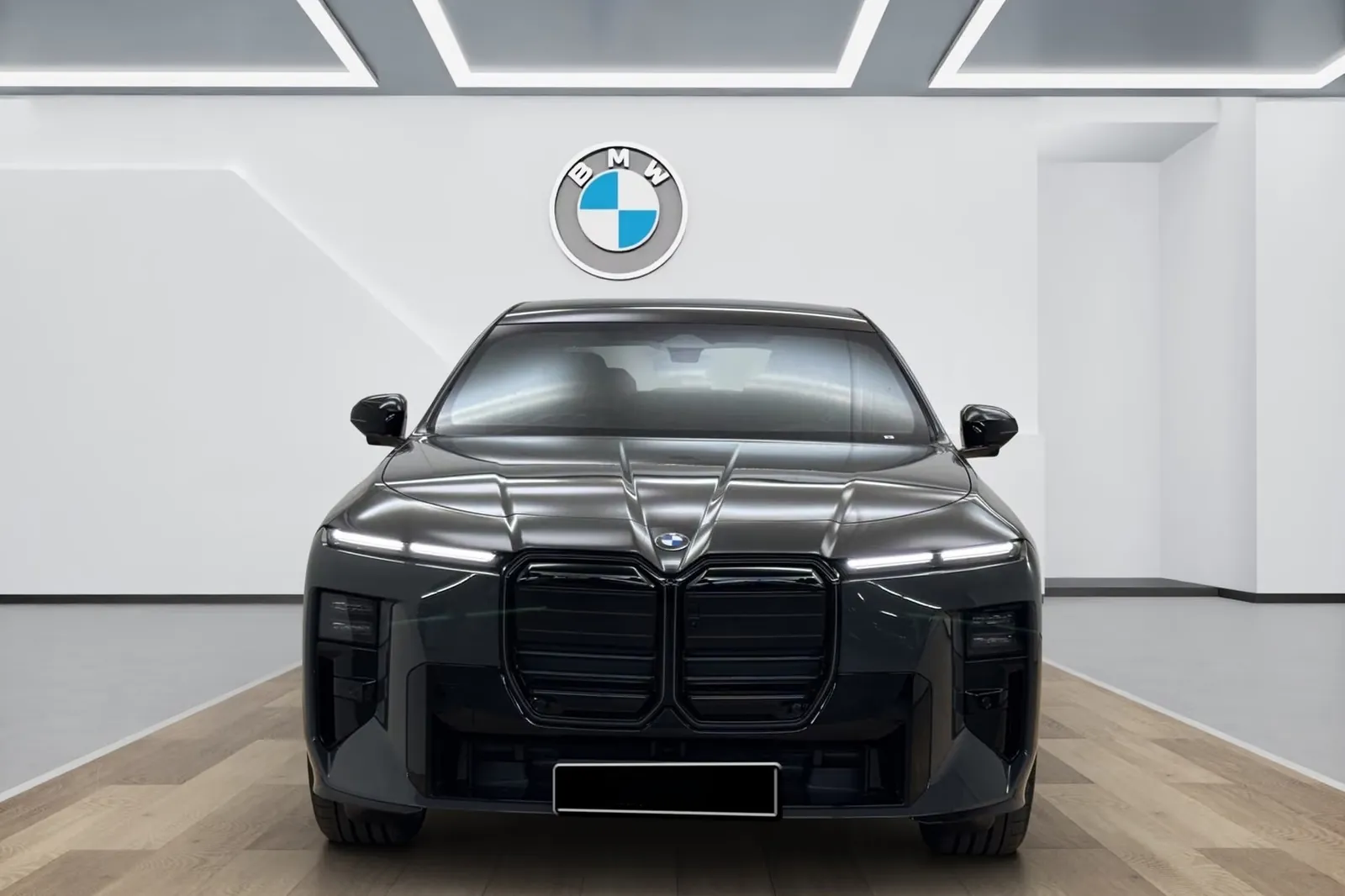BMW i7 60 xDrive M Sport Pro 2026 0.0 л 544 л.с Электричество, новый авто, Полный привод, Автомат, цвет Серый, страна-производитель — Германия i7 60 xDrive M Sport Pro - фото 2