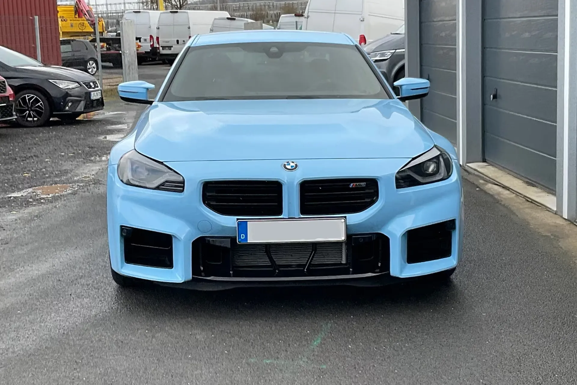 Заказать BMW M2 Coupe - Plus Paket 2025 3.0 л 480 л.с Бензин с пробегом 1 900 км, Автомат, Задний привод, цвет Голубой, поставка из Германия, доставка по РФ