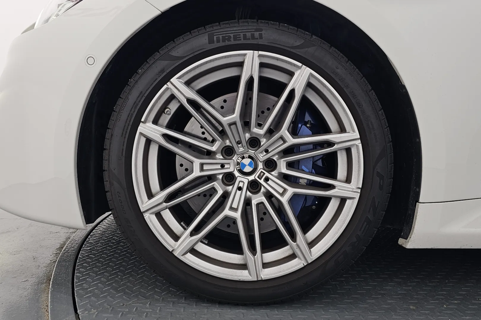 BMW M2 2025 3.0 л 460 л.с Бензин в продаже: Белый, Автомат, Задний привод, страна-производитель — Германия, доставка по РФ