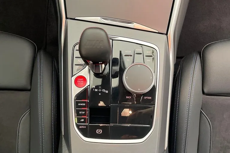 Выбор покупателей — BMW M2 2025 3.0 л 460 л.с Бензин, пробег 3 755 км, Красный, привезён из Германия, доставка по РФ