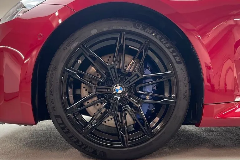 Купить BMW M2 2025 3.0 л 460 л.с Бензин, Красный, Механика, Задний привод — авто из Германия, с доставкой по всей России