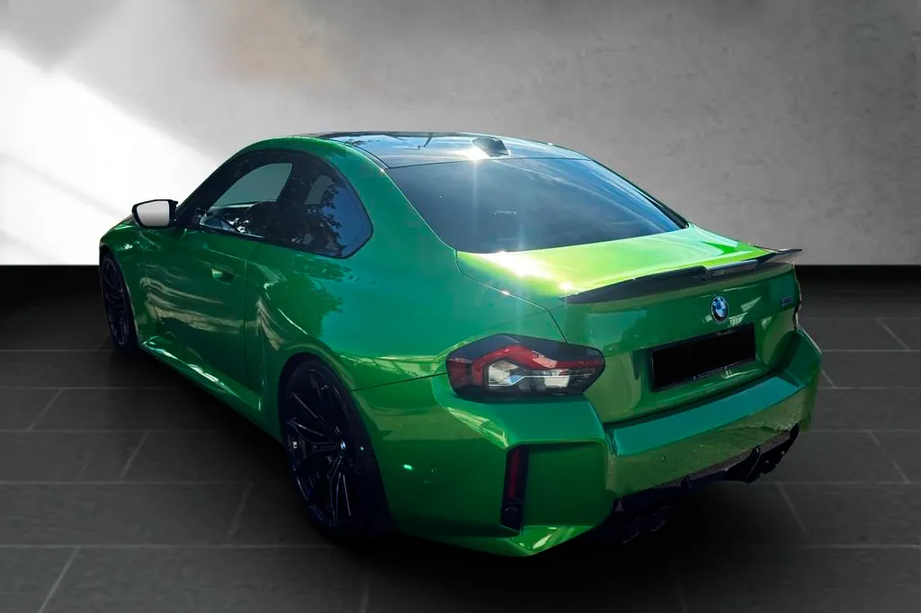 Новый BMW M2 2025 3.0 л 460 л.с Бензин: Задний привод, Зелёный, коробка — Механика, привезён из Германия, доставка по регионам