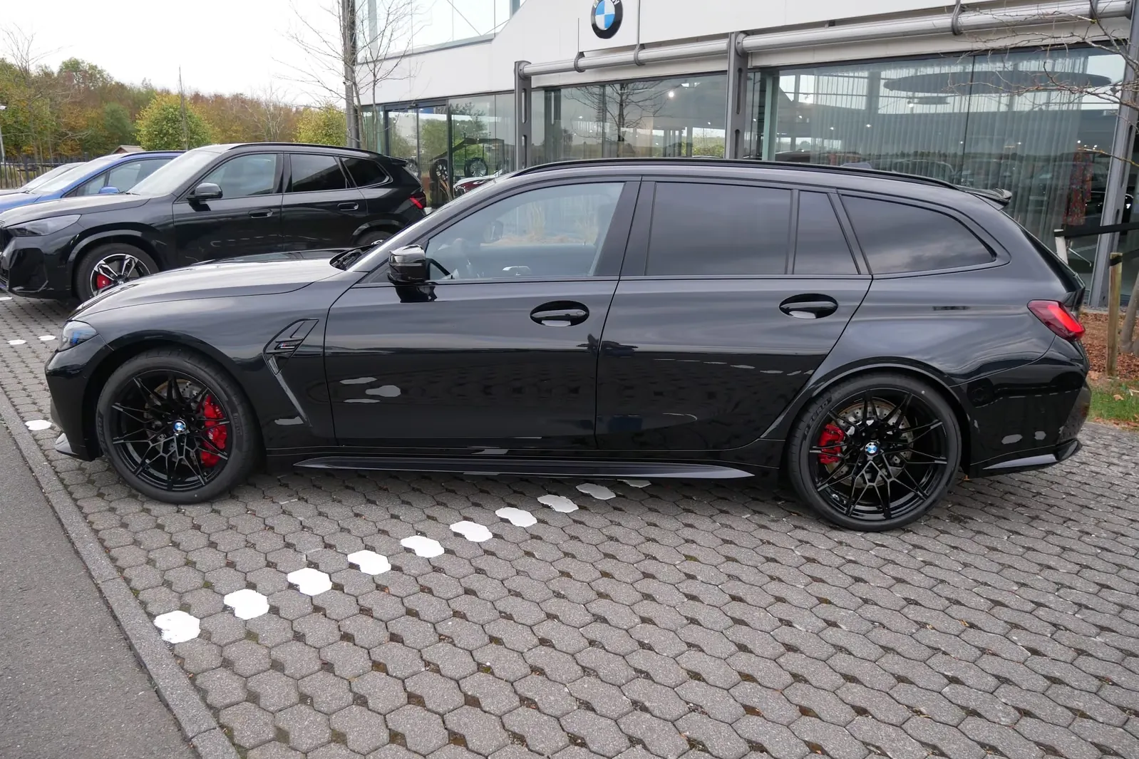 BMW M3 Touring xDrive Competition 2026 3.0 л 530 л.с Бензин, новый авто, Полный привод, Автомат, цвет Чёрный, страна-производитель — Германия M3 Touring xDrive Competition - фото 2