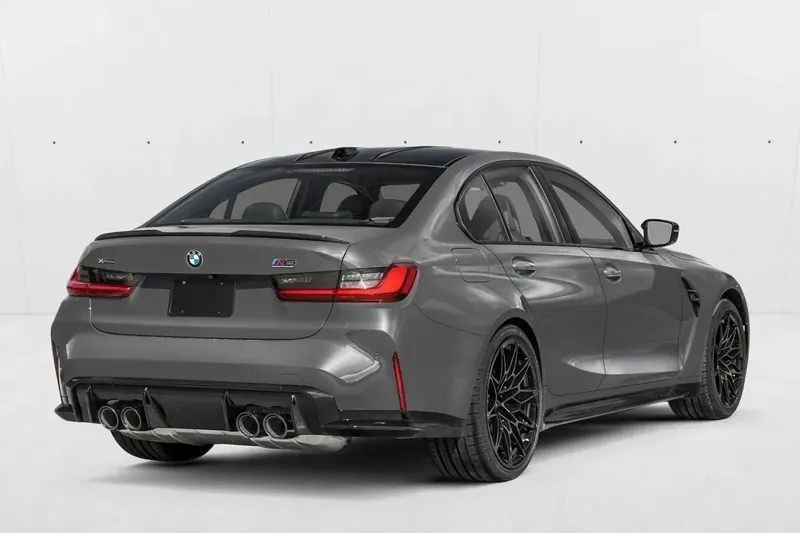 Заказать BMW M3 Competition xDrive 2026 3.0 л 523 л.с Бензин с пробегом 10 км, Автомат, Полный привод, цвет Серый, поставка из США, доставка по РФ M3 Competition xDrive - фото 3