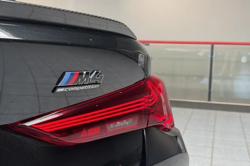 Доставка по РФ: BMW M4 Competition xDrive 2026 3.0 л 530 л.с Бензин, Чёрный, пробег 10 км, Полный привод, Автомат, осмотр возможен в Москве, фото 17