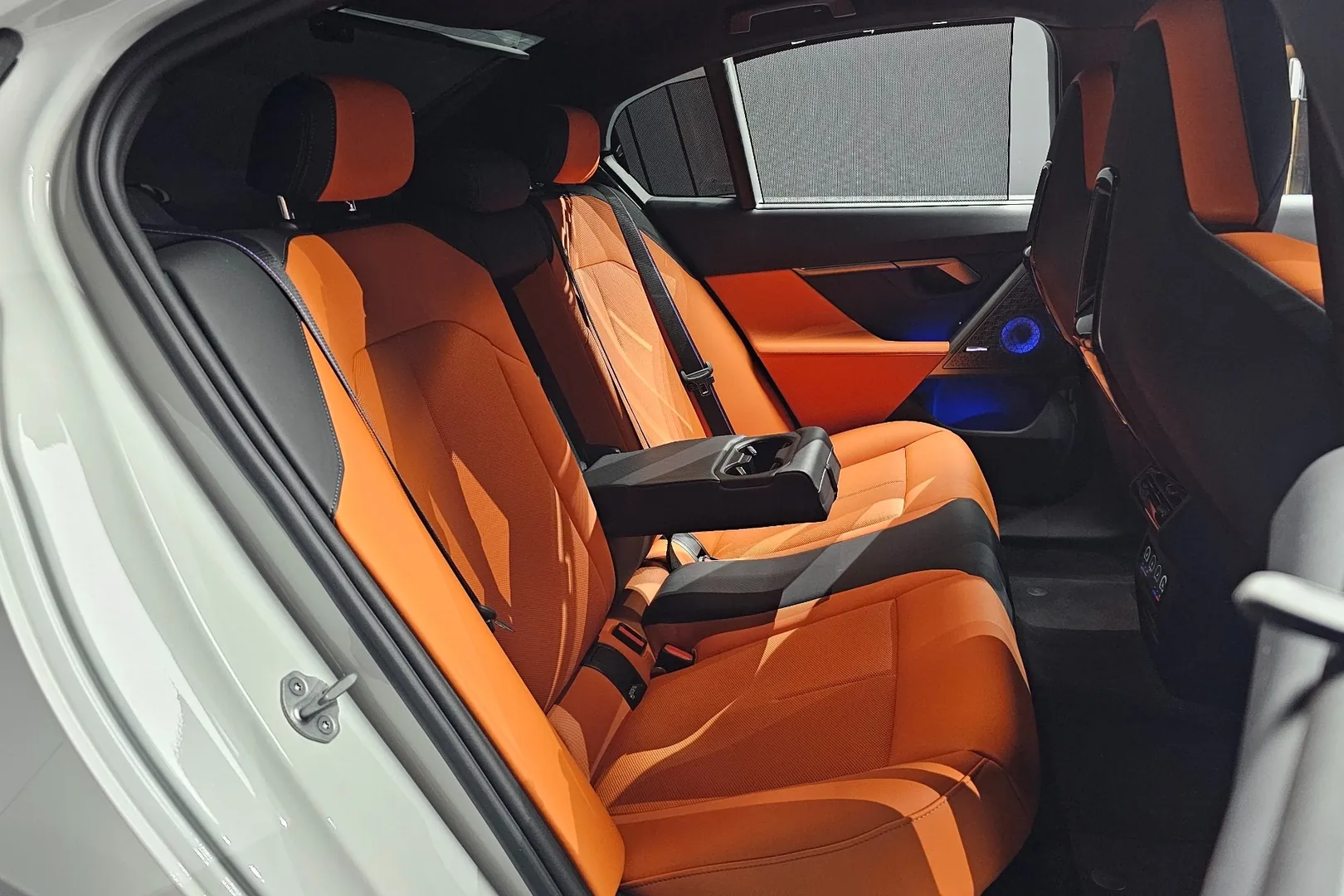 Надёжный BMW M5 Sedan 2025 4.4 л 727 л.с Гибрид с двигателем 4,4 л, Белый, пробег 5 370 км, Автомат, поставка из Германия