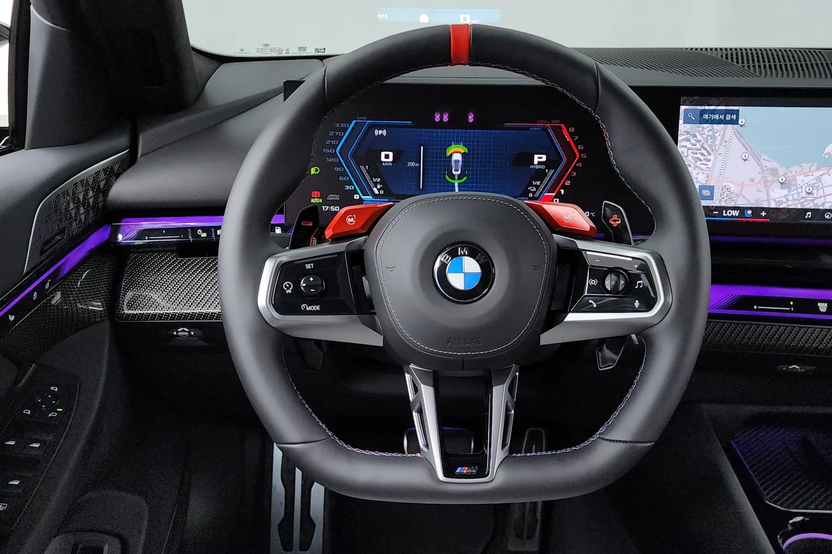 Автомобиль BMW M5 2025 4.4 л 585 л.с Гибрид, Серый, пробег 5 141 км, производство — Германия, доставка по РФ