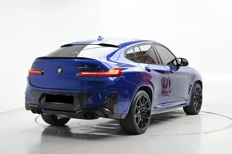 Заказать BMW X4M Competition 2025 3.0 л 510 л.с Бензин с пробегом 4 492 км, Автомат, Полный привод, цвет Синий, поставка из Германия, доставка по РФ X4 M Competition — фото 3