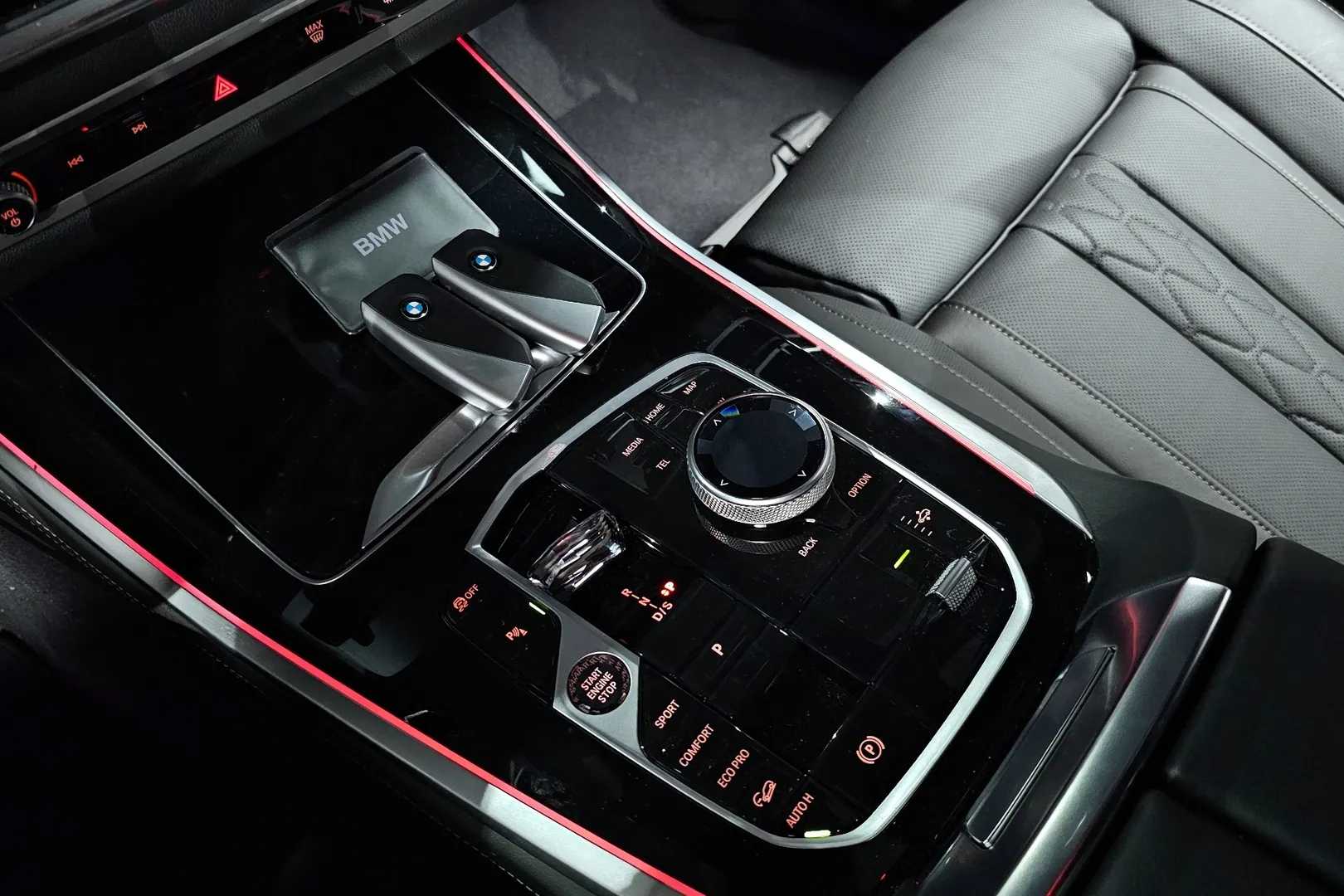 Заказать BMW X5 40i xDrive M Sport Pro Special Edition 2025 3.0 л 381 л.с Бензин, Серый, Полный привод, Автомат — поставка из Германия, доставка по России и СНГ