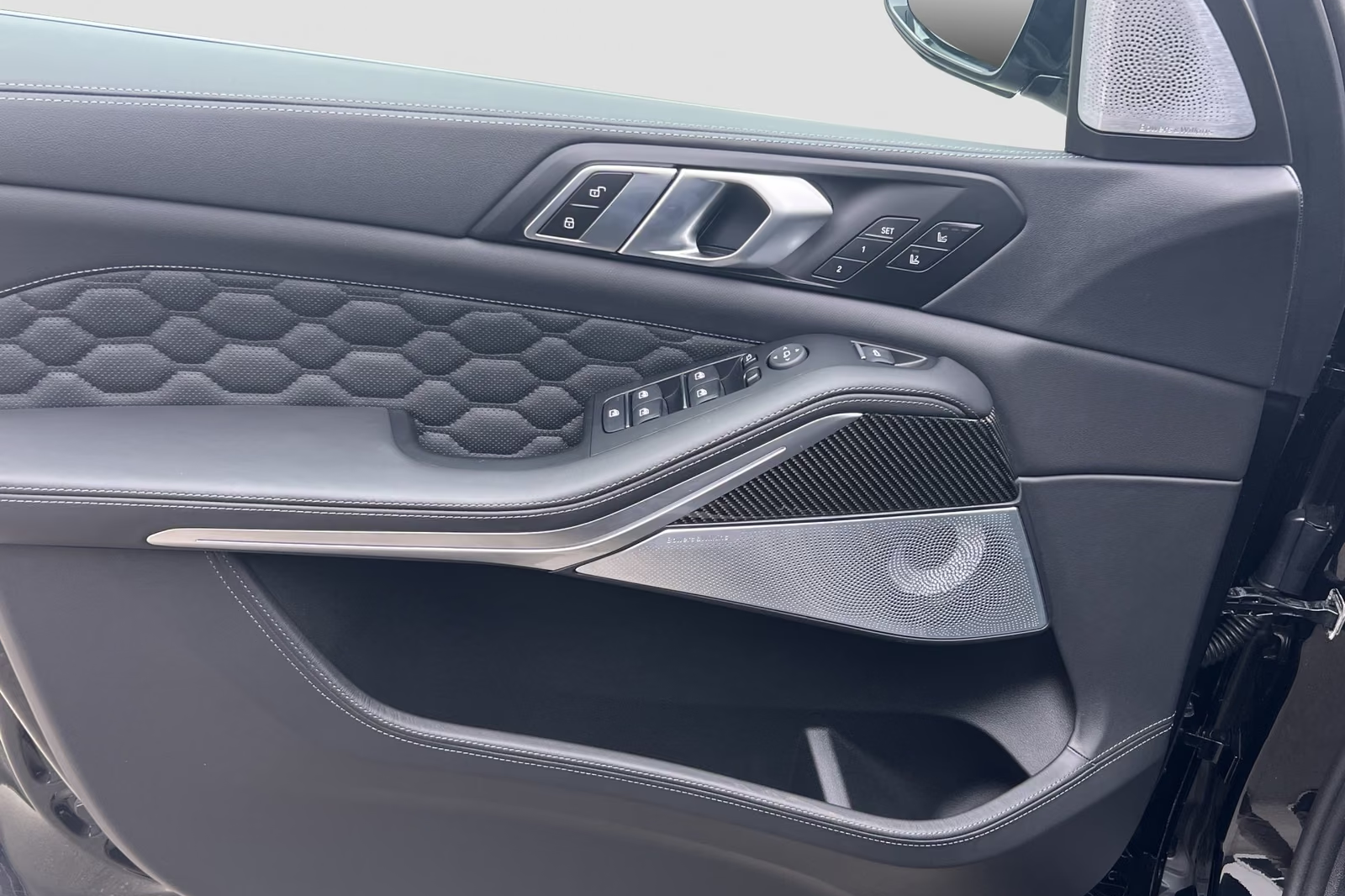 Официальная поставка BMW X5 M Competition M Sport 2026 4.4 л 625 л.с Бензин, Чёрный, Автомат, Полный привод, привезён из Германия, фото 16