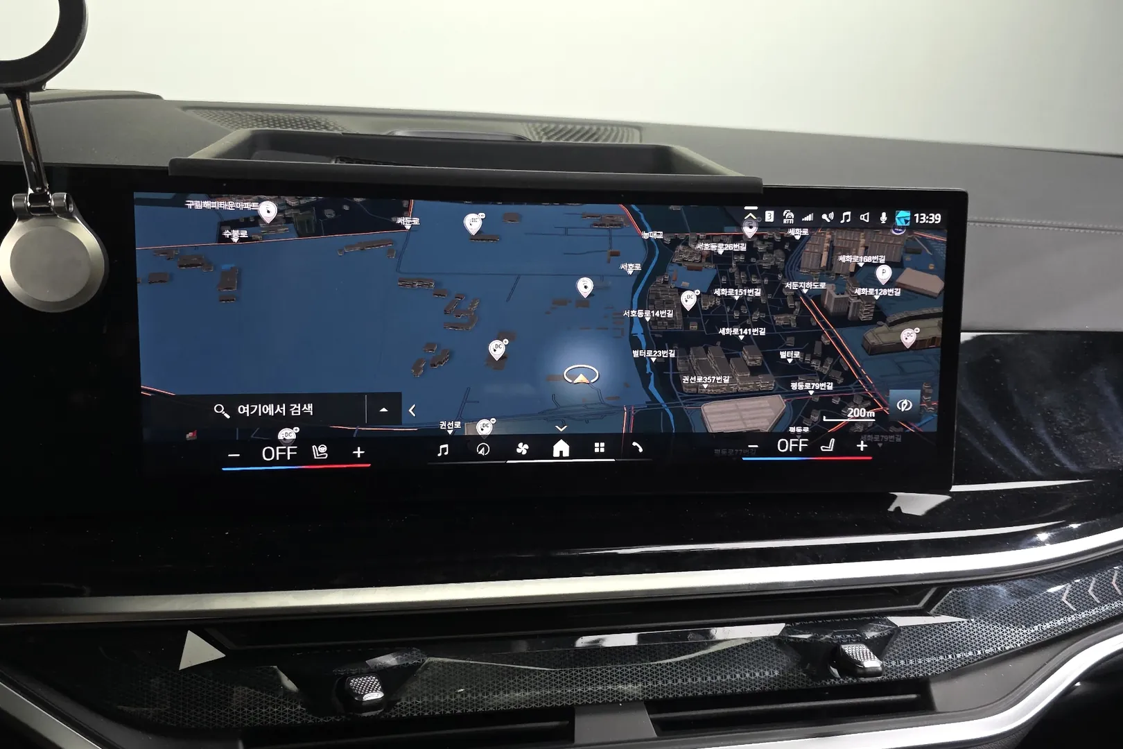 Автомобиль BMW X5 xDrive50e M 2025 3.0 л 313 л.с Гибрид, Чёрный, пробег 13 144 км, производство — Германия, доставка по РФ