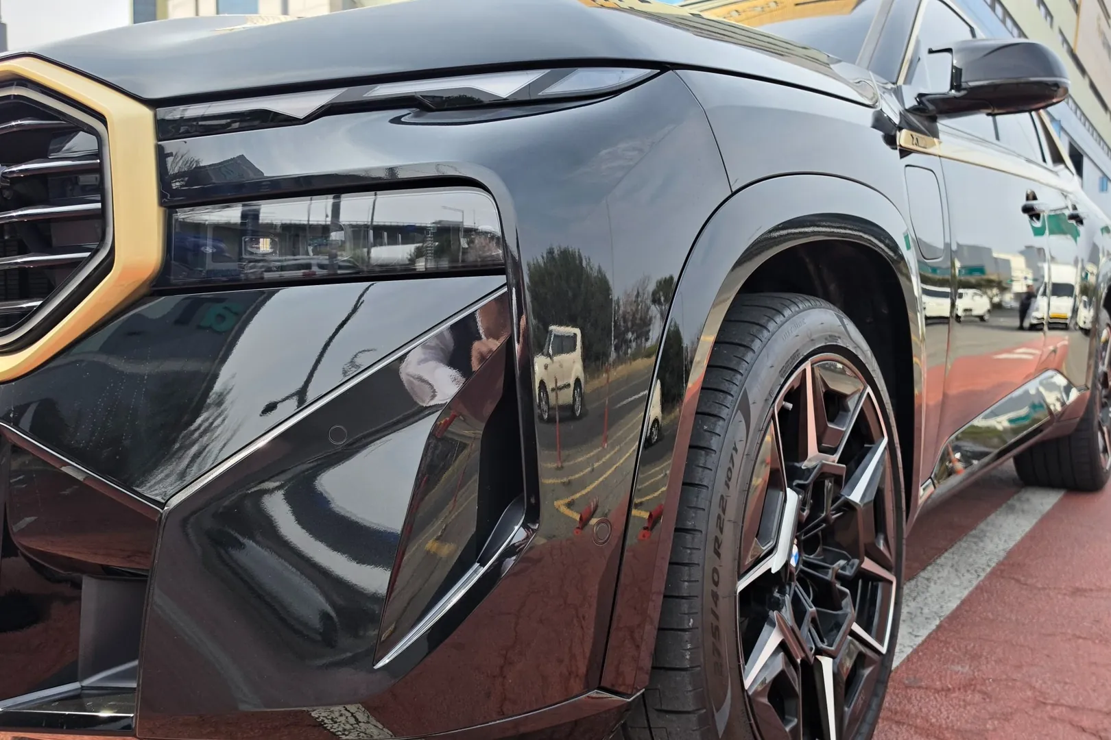 Выбор покупателей — BMW XM 2025 4.4 л 653 л.с Гибрид, пробег 4 126 км, Чёрный, привезён из Германия, доставка по РФ