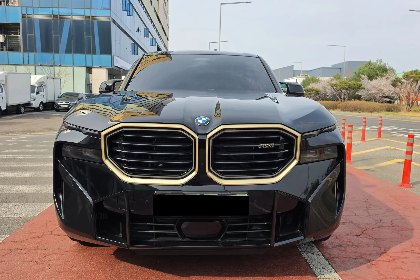 BMW XM 2025 4.4 л 653 л.с Гибрид, новый авто, Полный привод, Автомат, цвет Чёрный, страна-производитель — Германия