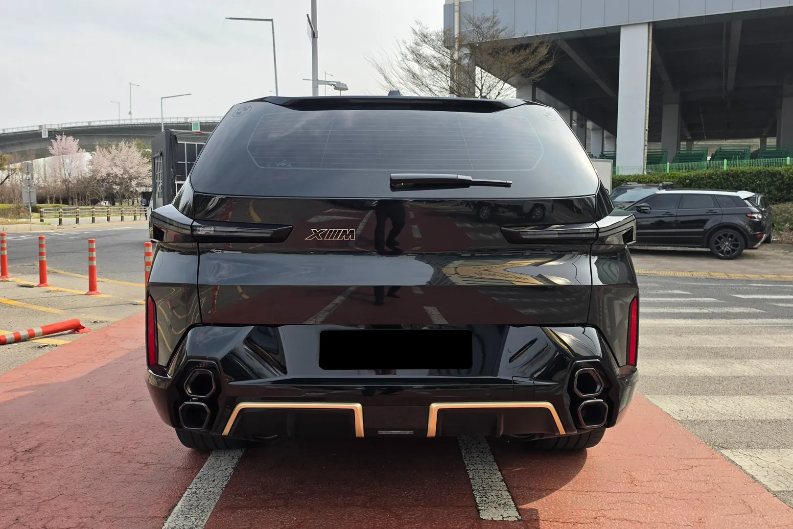 Новый BMW XM 2025 4.4 л 653 л.с Гибрид: Полный привод, Чёрный, коробка — Автомат, привезён из Германия, доставка по регионам