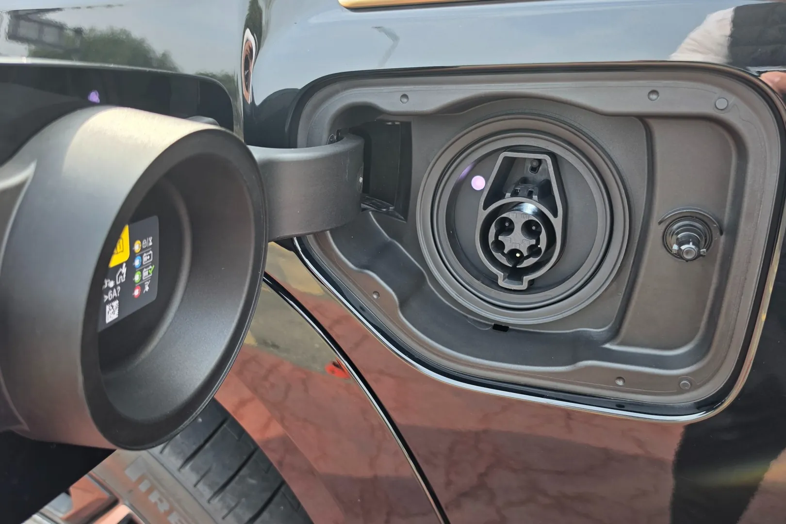 BMW XM 2025 4.4 л 653 л.с Гибрид, пробег 4 126 км, Чёрный цвет, коробка Автомат, привод Полный привод, авто из Германия