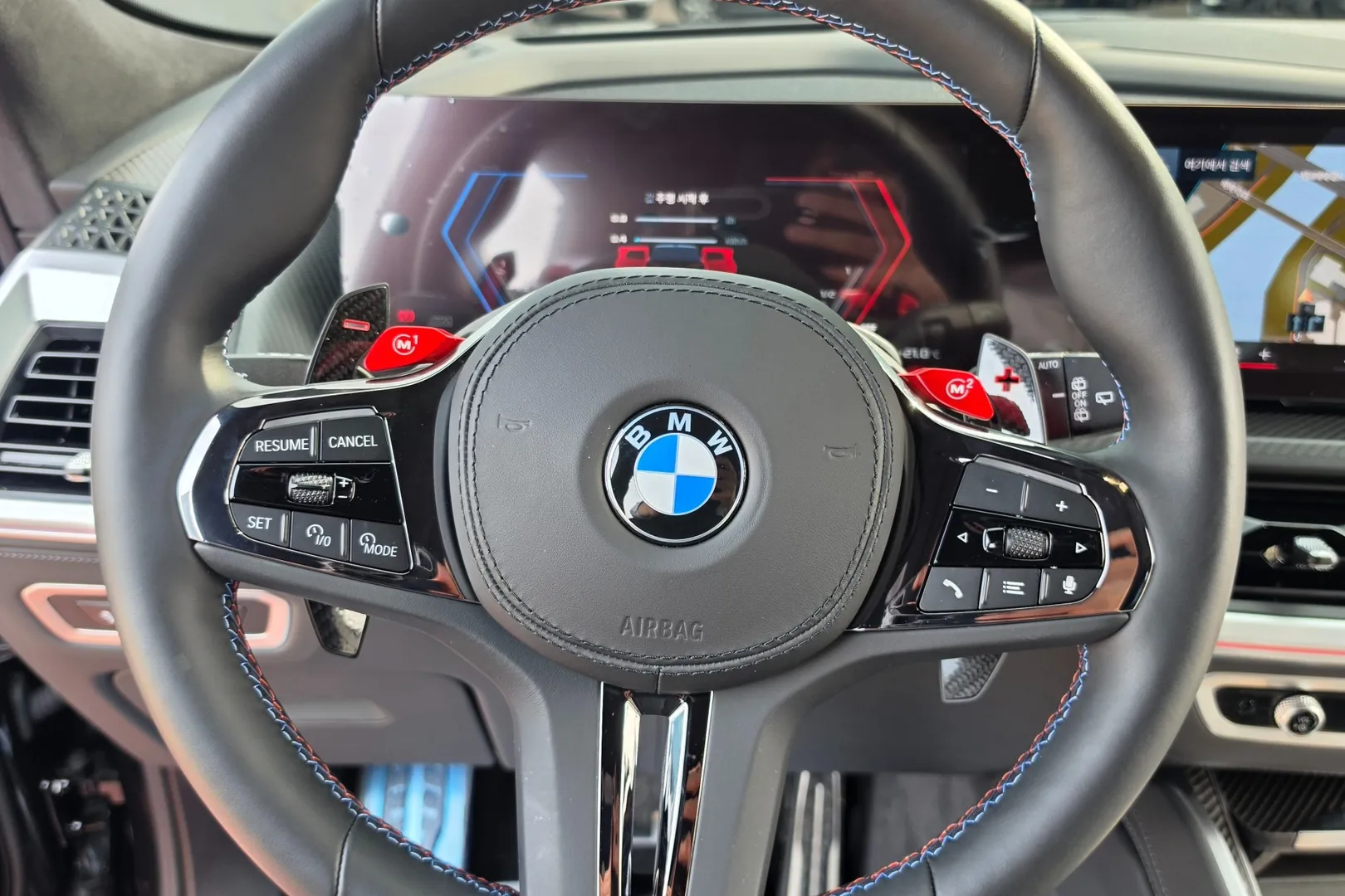 Заказать BMW XM 2025 4.4 л 653 л.с Гибрид, Чёрный, Полный привод, Автомат — поставка из Германия, доставка по России и СНГ