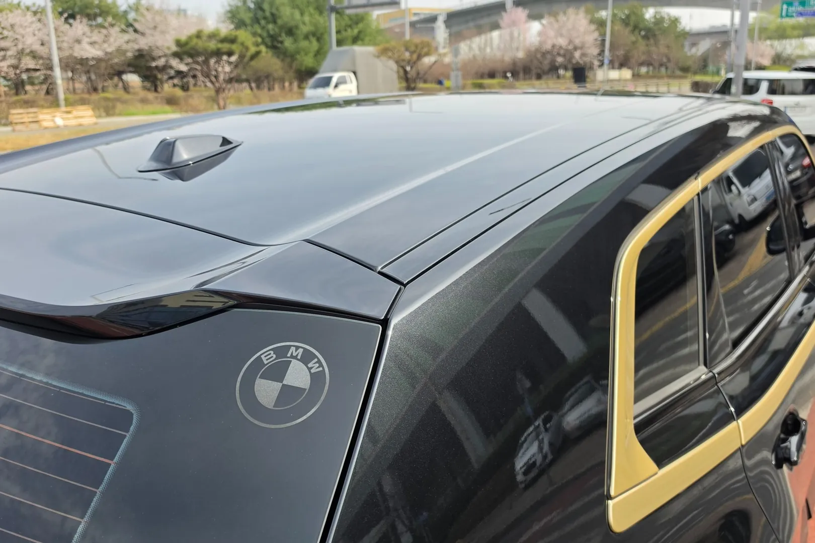 BMW XM 2025 4.4 л 653 л.с Гибрид, коробка Автомат, привод Полный привод, автомобиль из Германия, доставка по России