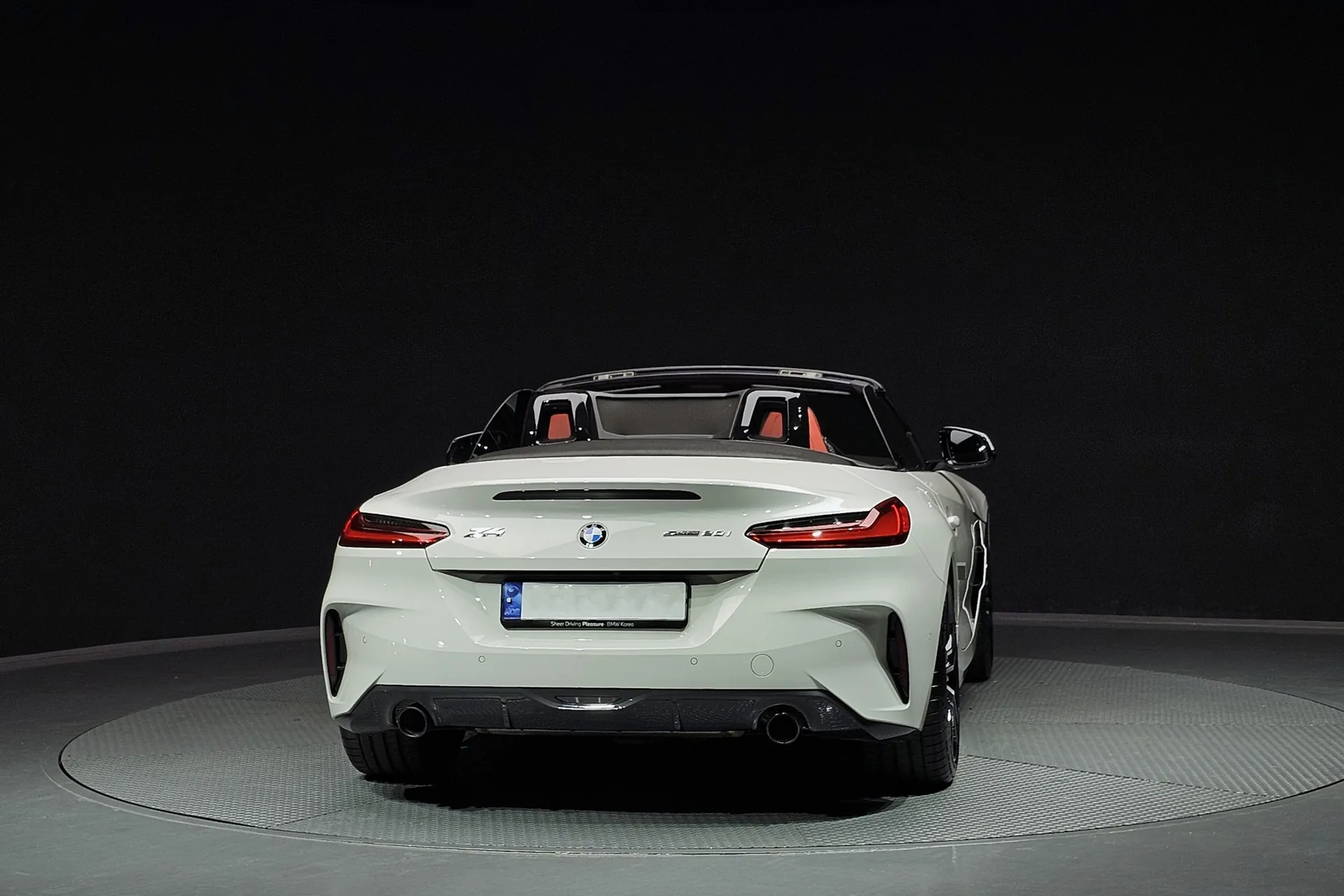 Купить BMW Z4 sDrive20i M Sport 2024 2.0 л 197 л.с Бензин, Белый, Автомат, Задний привод — авто из Германия, с доставкой по всей России