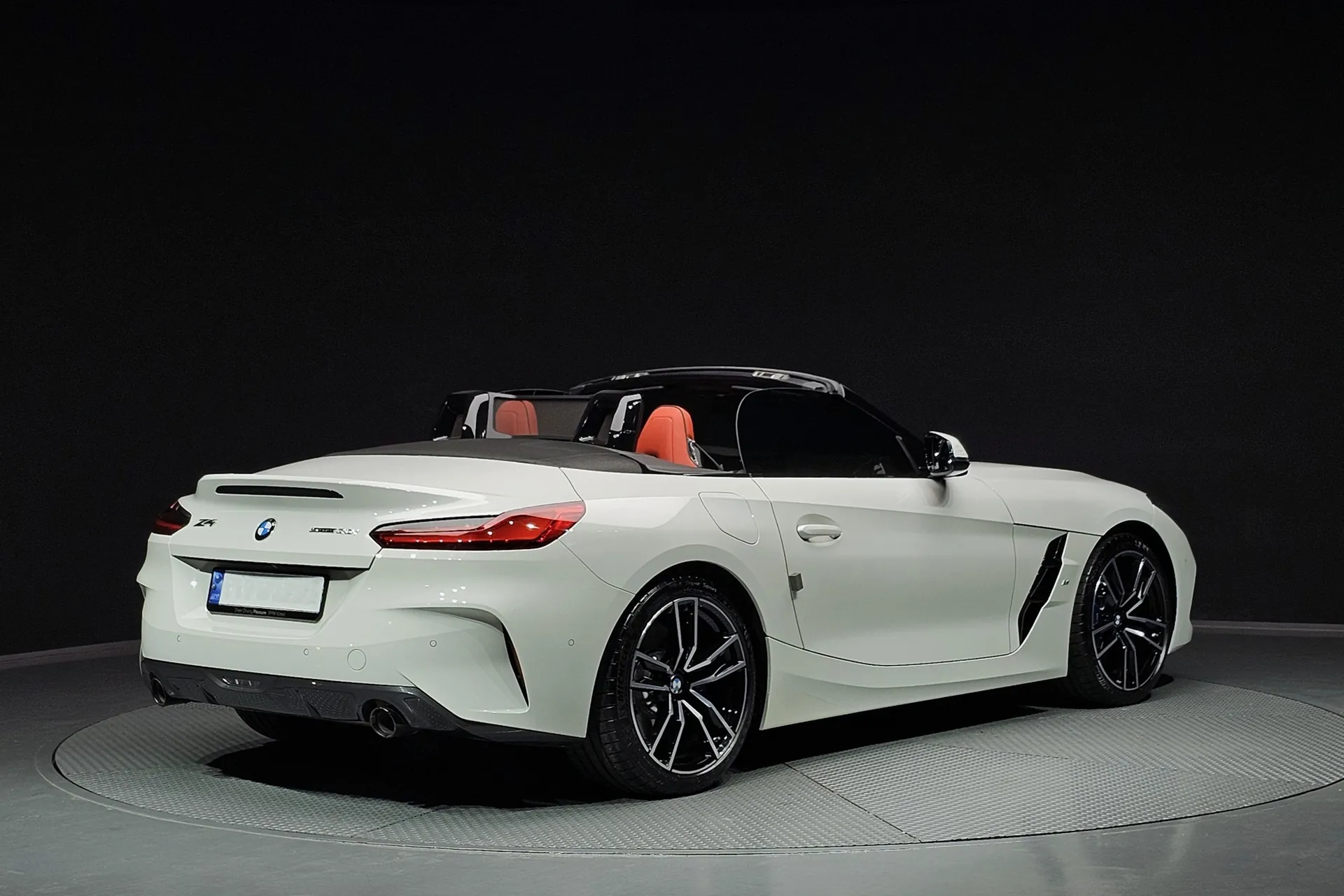 BMW Z4 sDrive20i M Sport 2024 2.0 л 197 л.с Бензин, новый авто, Задний привод, Автомат, цвет Белый, страна-производитель — Германия