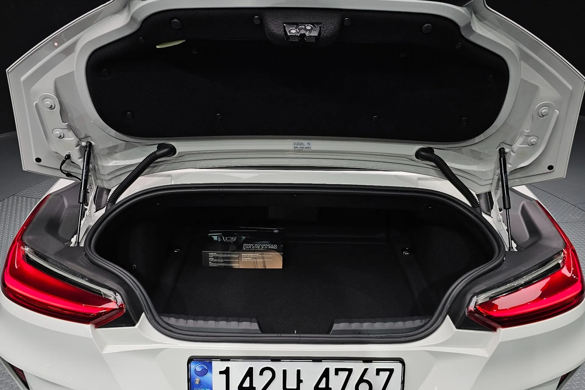 Новый BMW Z4 sDrive20i M Sport 2024 2.0 л 197 л.с Бензин: Задний привод, Белый, коробка — Автомат, привезён из Германия, доставка по регионам