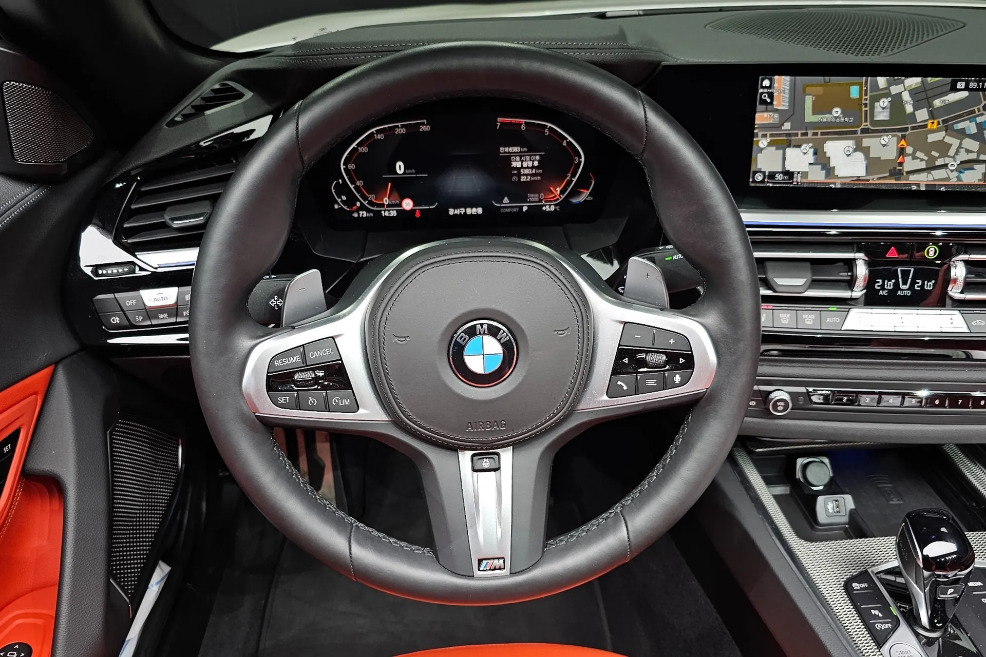 Новый BMW Z4 sDrive20i M Sport 2024 2.0 л 197 л.с Бензин в кузове Белый, коробка — Автомат, привод — Задний привод, страна производства — Германия