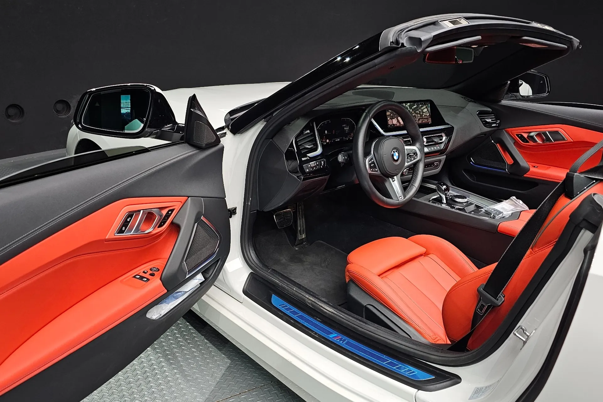 BMW Z4 sDrive20i M Sport 2024 2.0 л 197 л.с Бензин, пробег 6 383 км, Белый, Задний привод, Автомат, авто из Германия, доставка по РФ