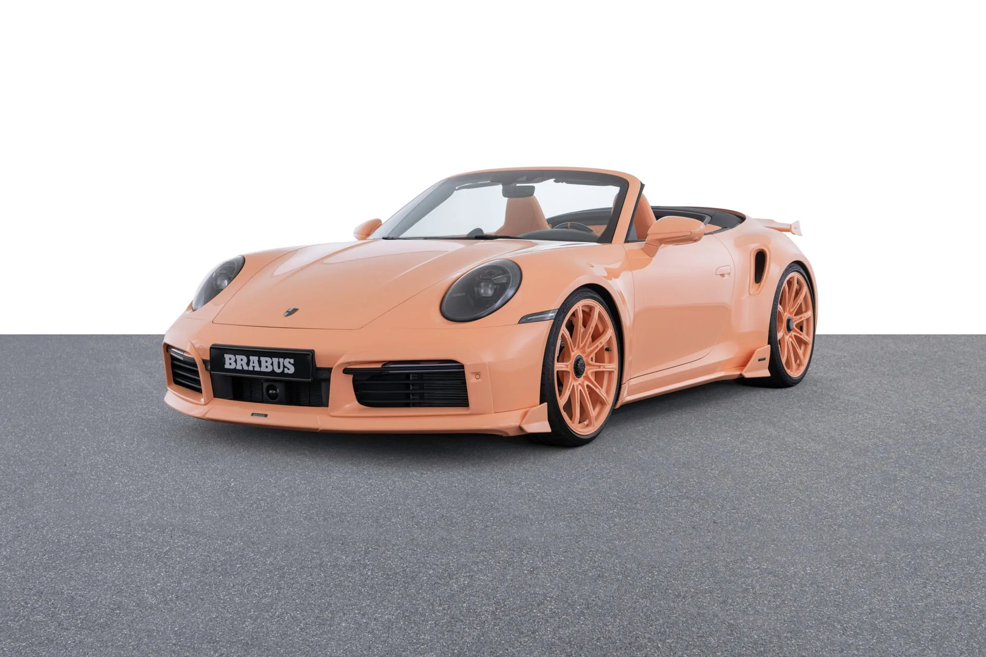 Заказать Brabus 900 PEETCH Porsche 911 Turbo S Cabriolet 2026 3.7 л 900 л.с Бензин с пробегом 10 км, Автомат, Полный привод, цвет Оранжевый, поставка из Германия, доставка по РФ 900 PEETCH Porsche 911 Turbo S Cabriolet - фото 3