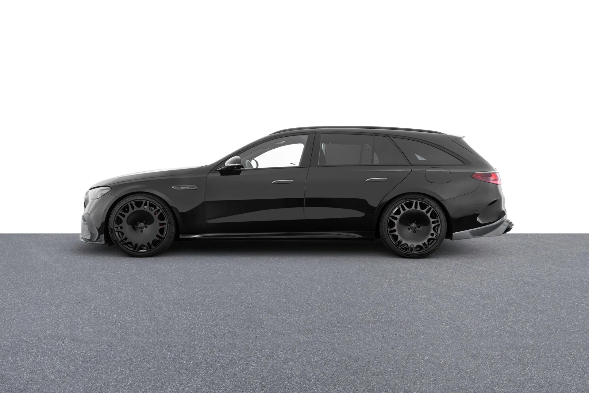 Заказать Brabus E 53 AMG Hybrid 2026 3.0 л 700 л.с Гибрид с пробегом 10 км, Автомат, Полный привод, цвет Чёрный, поставка из Германия, доставка по РФ E 53 AMG Hybrid - фото 3