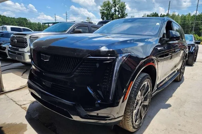Cadillac ESCALADE IQ L Premium Sport