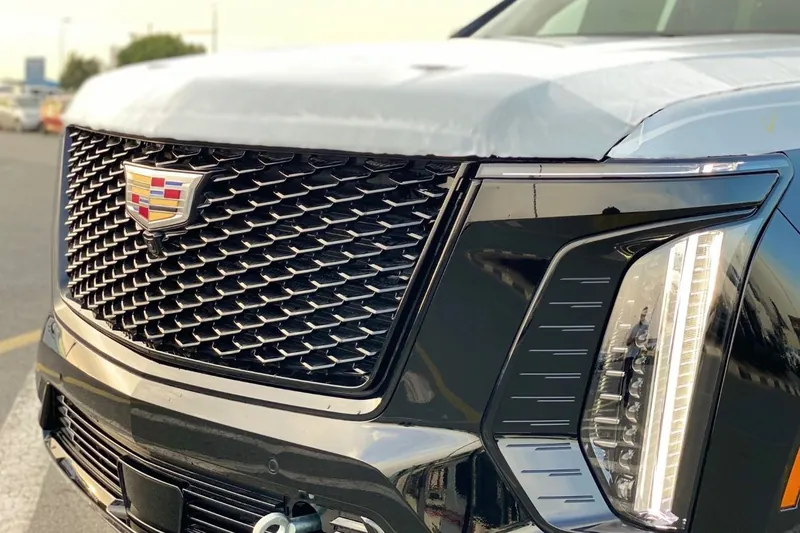 Надёжный Cadillac Escalade Platinum Sport (Long/ESV) 2026 6.2 л 420 л.с Бензин с двигателем 6,2 л, Чёрный, пробег 10 км, Автомат, поставка из ОАЭ, фото 8