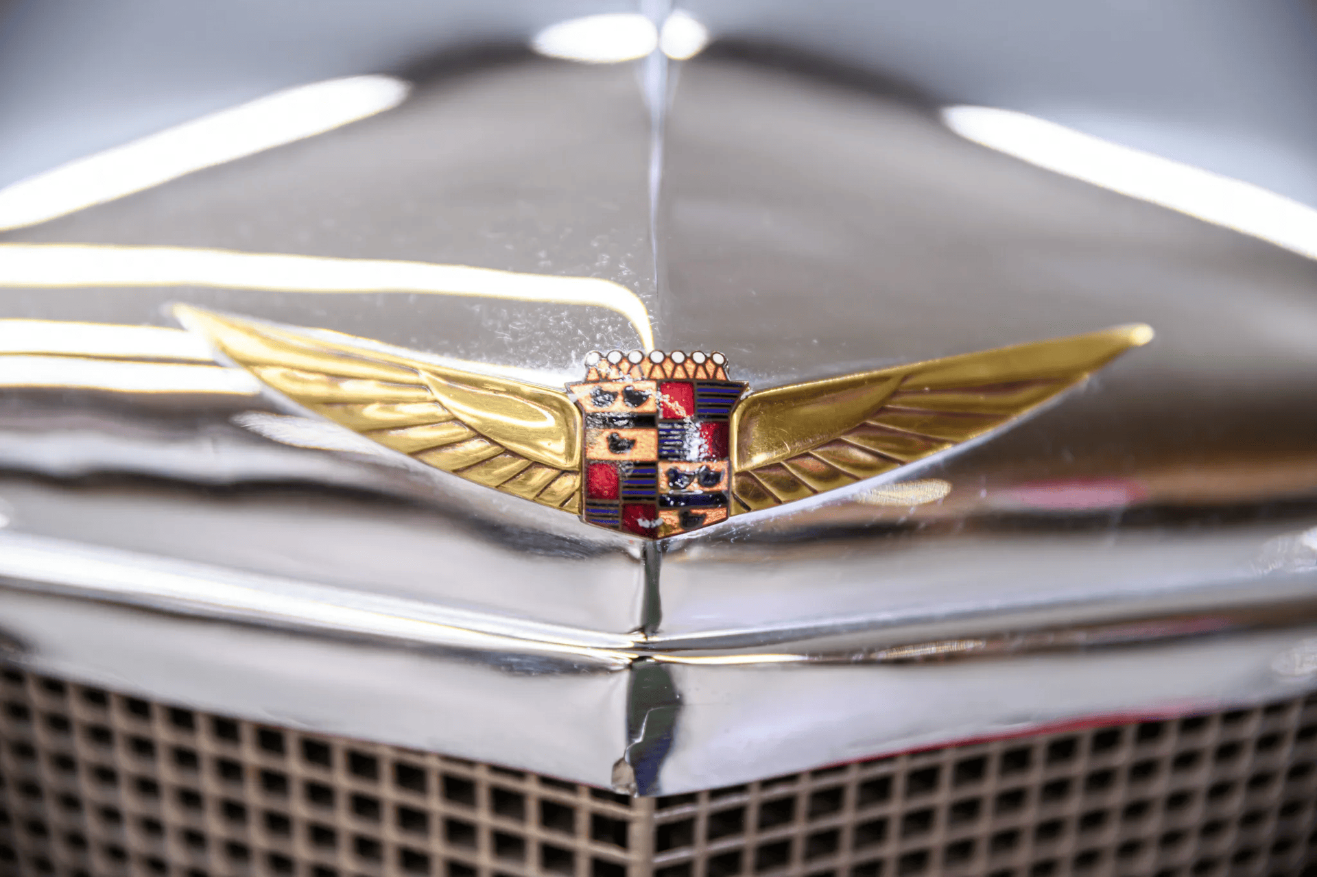 Cadillac Series 355-C Eight V8 Convertible Coupe 1933 5.8 л 115 л.с Бензин, пробег 11 000 км, цвет кузова Красный, тип трансмиссии Механика, привод Задний привод, из США, фото 18