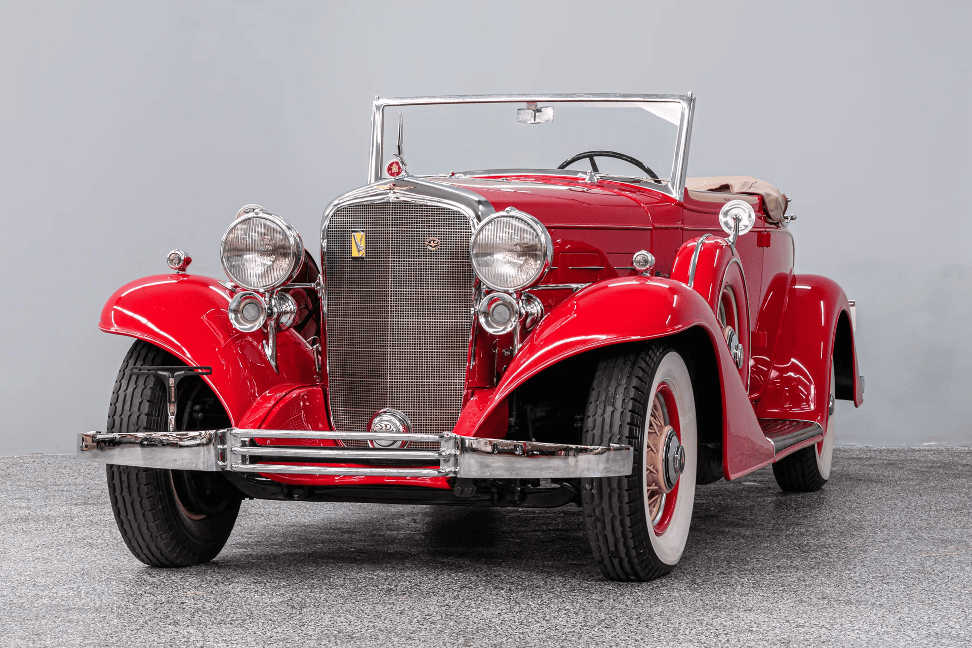 Cadillac Series 355-C Eight V8 Convertible Coupe 1933 5.8 л 115 л.с Бензин, новый авто, Задний привод, Механика, цвет Красный, страна-производитель — США, фото 1