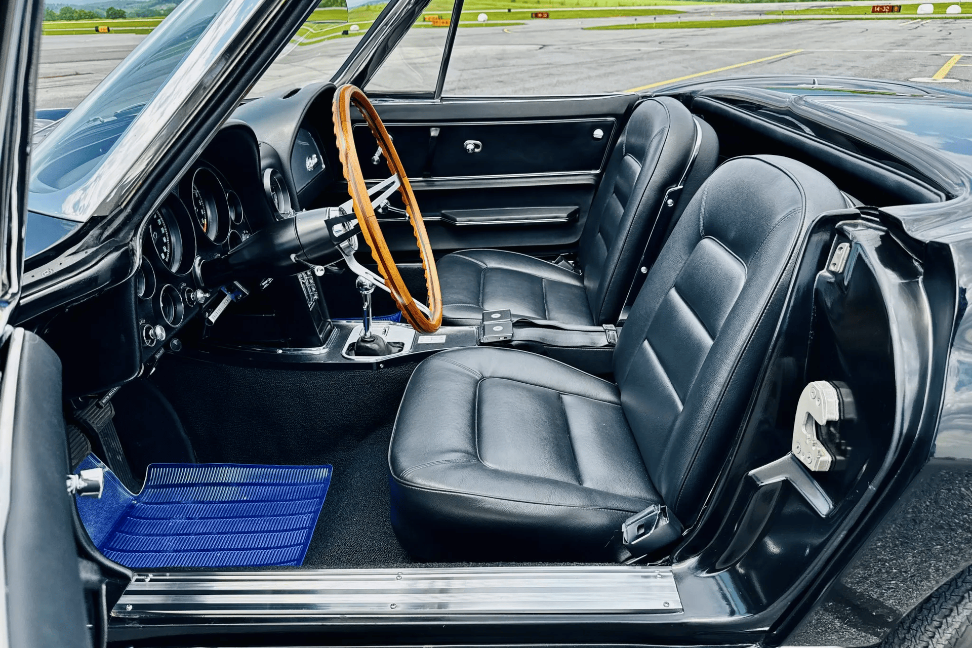 Chevrolet Corvette C2 (Sting Ray) 1965, чёрный, фото 21