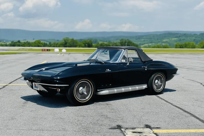 Chevrolet Corvette C2 (Sting Ray)