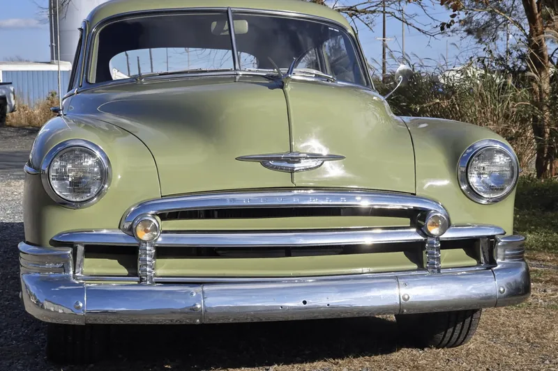 Заказать Chevrolet Styleline Deluxe 1950 3.5 л 90 л.с Бензин с пробегом 7 000 км, Механика, Задний привод, цвет Зелёный, поставка из США, доставка по РФ Styleline Deluxe - фото 3
