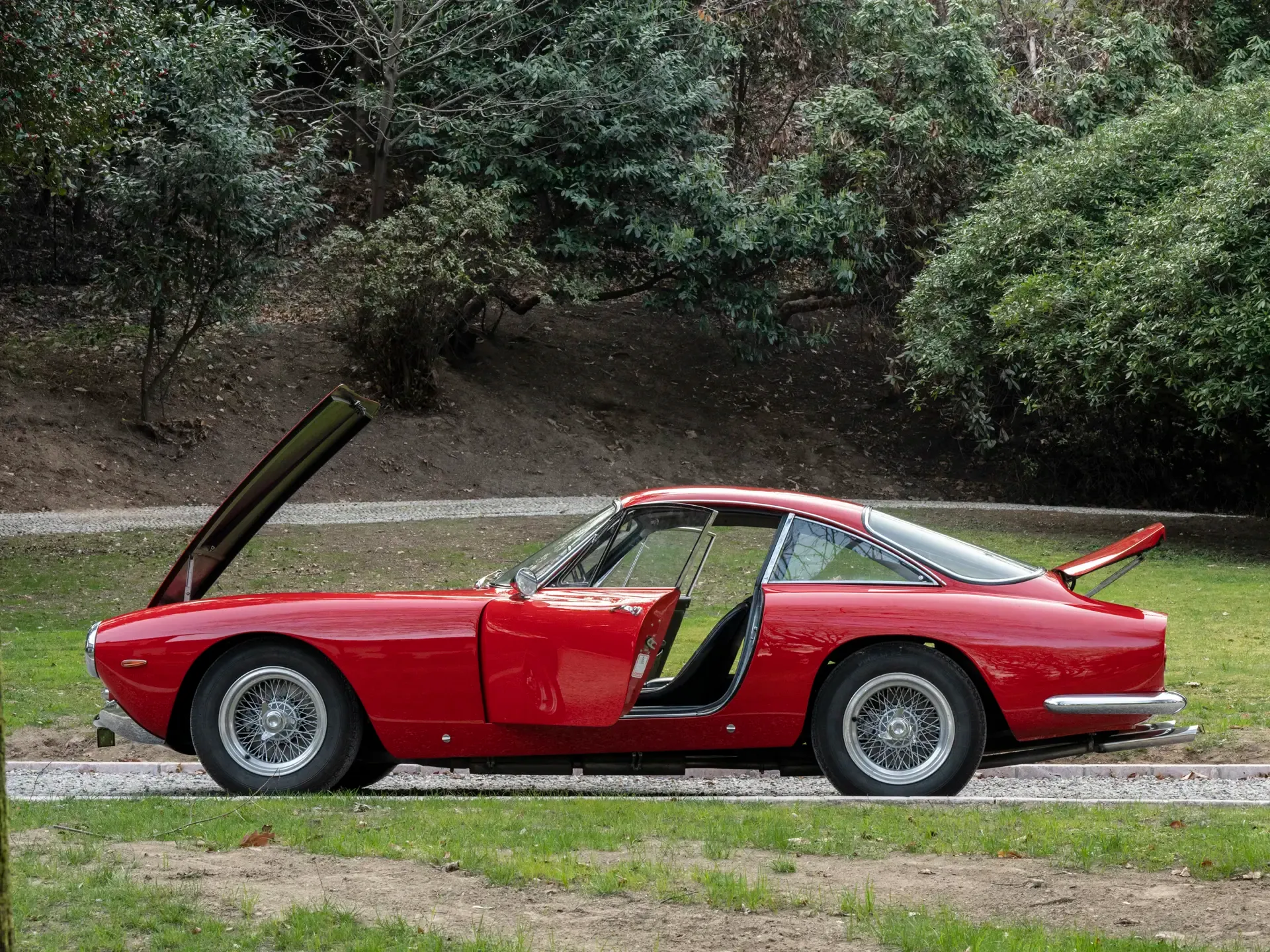 Ferrari 250 GT/L Berlinetta Lusso 1963 3.0 л 240 л.с Бензин в продаже: Красный, Механика, Задний привод, страна-производитель — , доставка по РФ