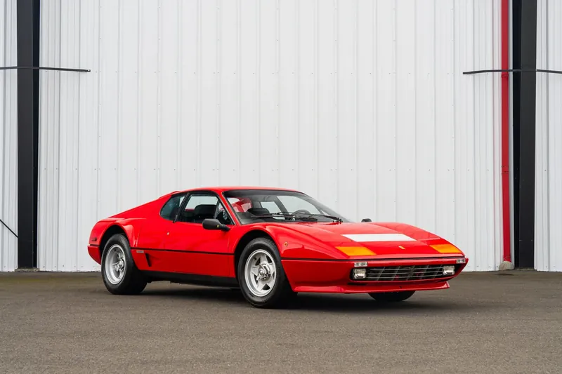 Заказать Ferrari 512 BBi 1984 4.9 л 340 л.с Бензин с пробегом 46 000 км, Механика, Задний привод, цвет Красный, поставка из США, доставка по РФ 512 BBi — фото 3