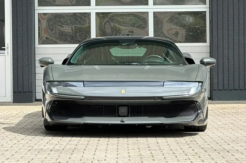 Ferrari 849 Testarossa 2026 4.0 л 1050 л.с Гибрид, новый авто, Задний привод, Автомат, цвет Серый, страна-производитель — Германия 849 Testarossa - фото 2