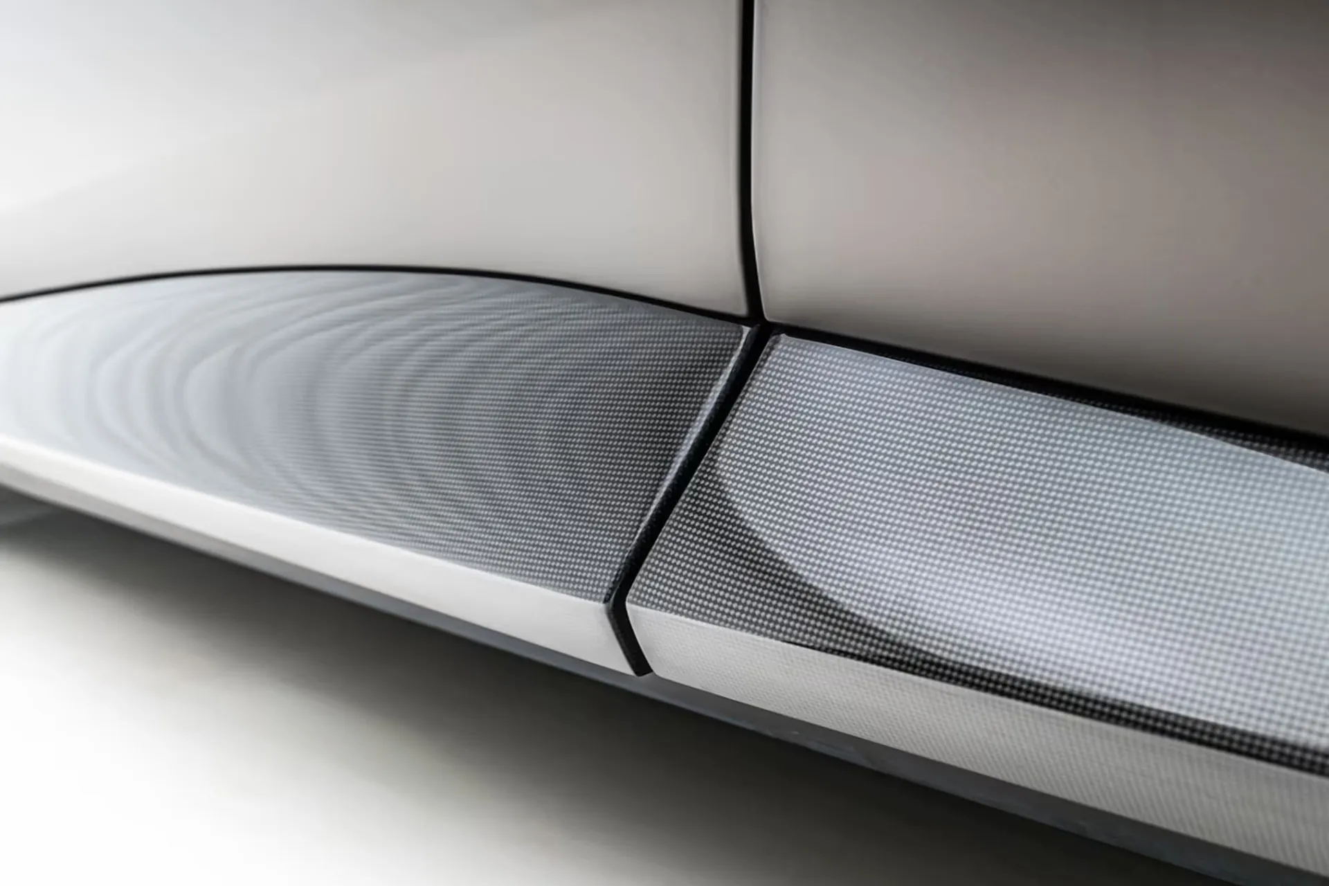 Доставка по РФ: Ferrari Purosangue Tailor Made 2025 6.5 л 719 л.с Бензин, Чёрный, пробег 1 340 км, Полный привод, Автомат, осмотр возможен в Москве