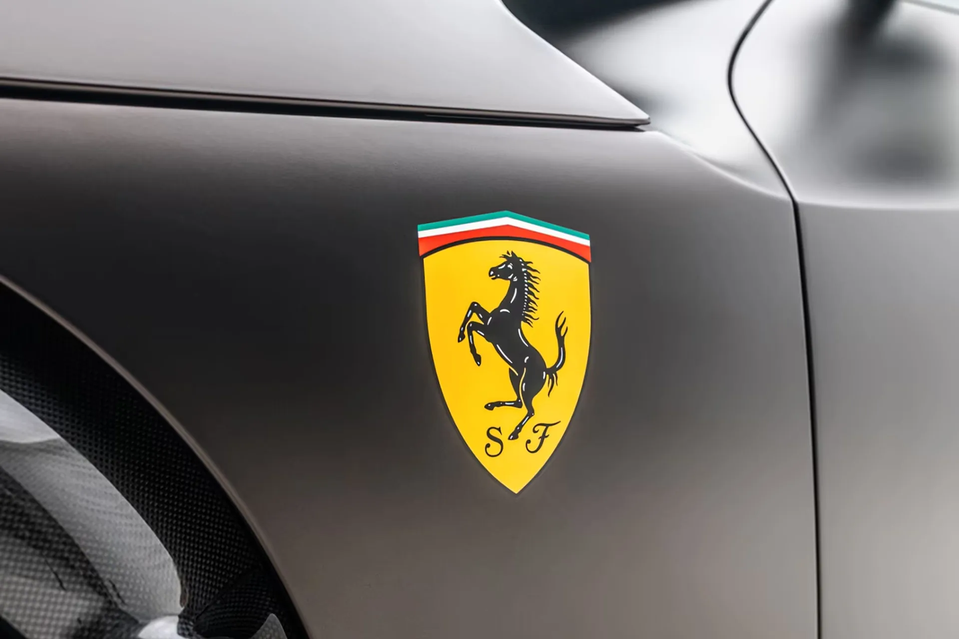 Ferrari Purosangue Tailor Made 2025 6.5 л 719 л.с Бензин, пробег 1 340 км, Чёрный, Полный привод, Автомат, авто из Италия, доставка по РФ