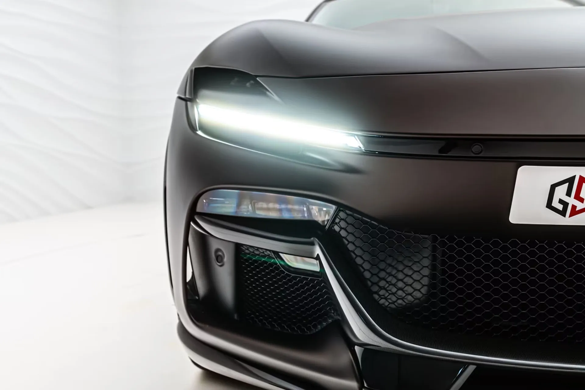 Надёжный Ferrari Purosangue Tailor Made 2025 6.5 л 719 л.с Бензин с двигателем 6,5 л, Чёрный, пробег 1 340 км, Автомат, поставка из Италия