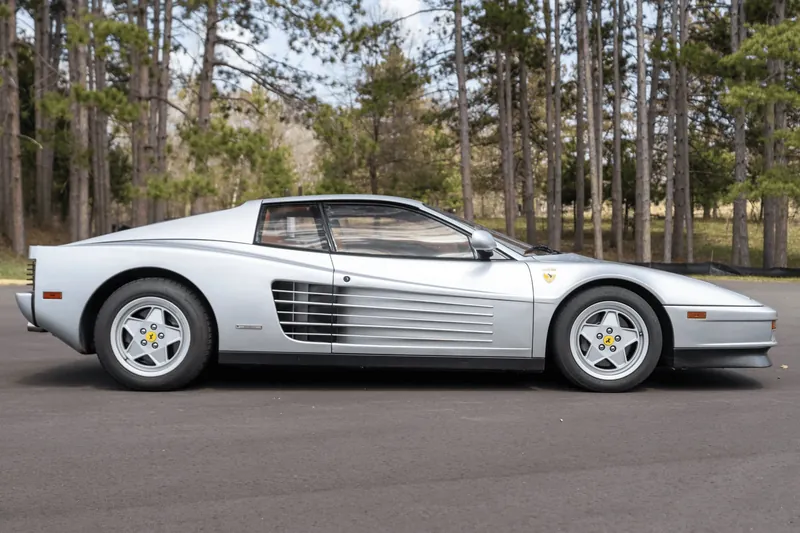 Купить Ferrari Testarossa 1990 4.9 л 380 л.с Бензин, Серебристый, Механика, Задний привод — авто из США, с доставкой по всей России Testarossa — фото 3
