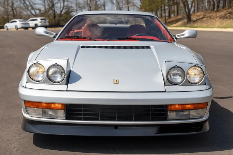 Ferrari Testarossa 1990 4.9 л 380 л.с Бензин, новый авто, Задний привод, Механика, цвет Серебристый, страна-производитель — США Testarossa - фото 2