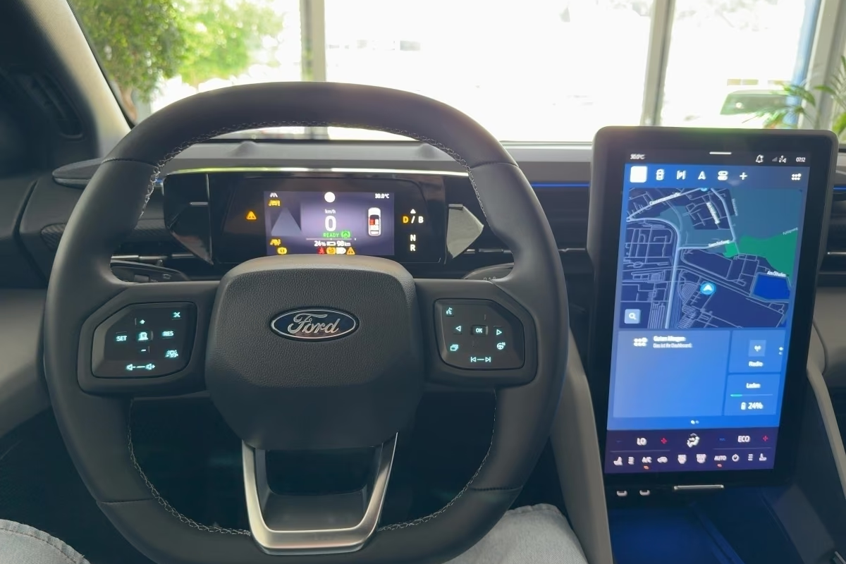 Ford Explorer PREMIUM AWD 2026 0.0 л 340 л.с Электричество, коробка Автомат, привод Полный привод, автомобиль из Германия, доставка по России, фото 7