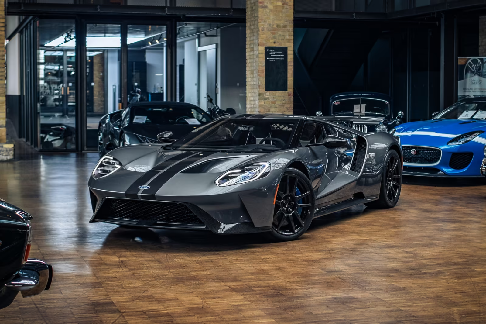 Фото для ford GT Carbon Series LIMITED EDITION
