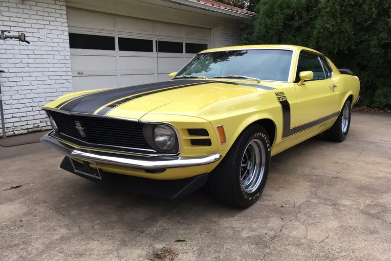 Ford Mustang Boss 302 1970 5.0 л 290 л.с Бензин, новый авто, Задний привод, Механика, цвет Желтый, страна-производитель — США Mustang Boss 302 - фото 2