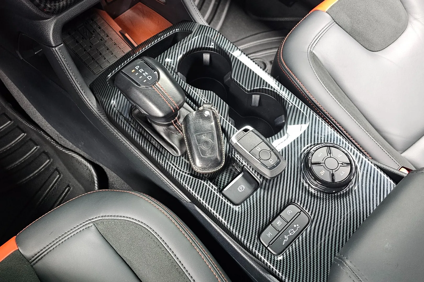 Автомобиль Ford Ranger 4th Generation 2.0 Raptor 2024 2.0 л 213 л.с Дизель, Чёрный, пробег 19 944 км, производство — США, доставка по РФ