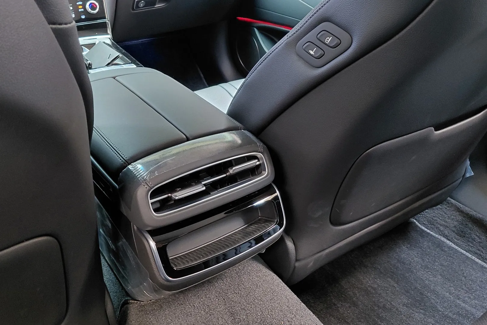 Genesis G80 2.5T AWD - фото 2