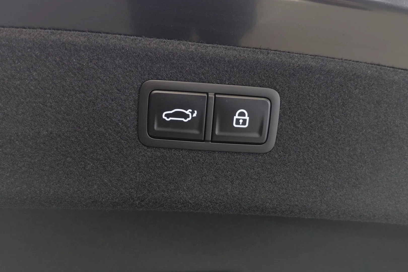 Genesis G80 2.5T AWD 2026, чёрный, фото 30